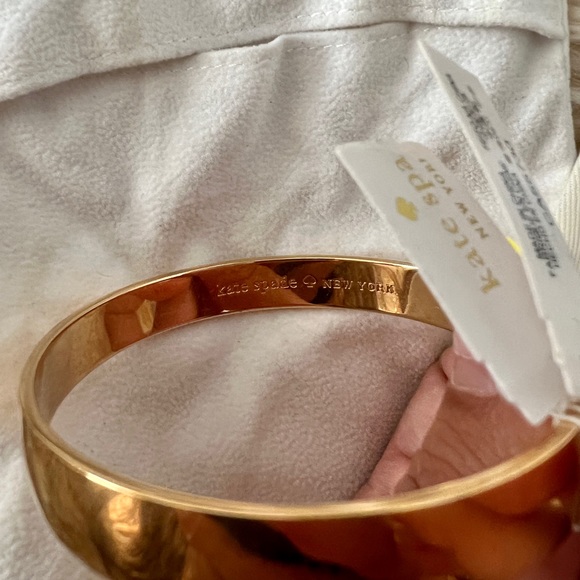 NWT Kate Spade Gold Bangle and Earring Set - Picture 5 of 8